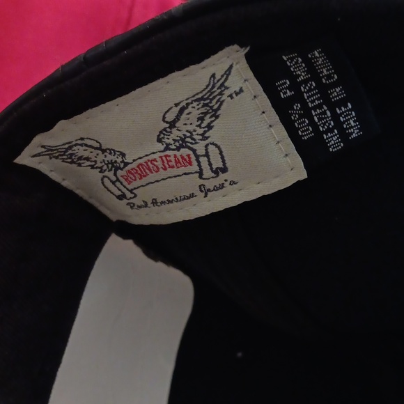 Robin Jean's Cap - Picture 4 of 4